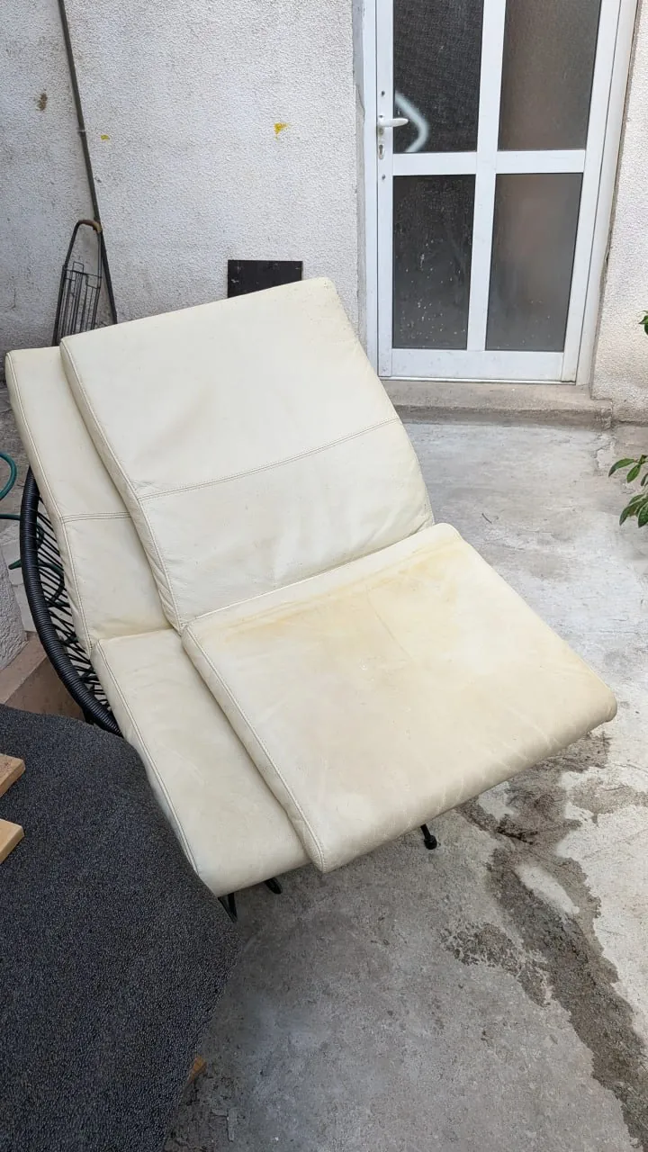Кресла IKEA Poang два штуки cream black 2