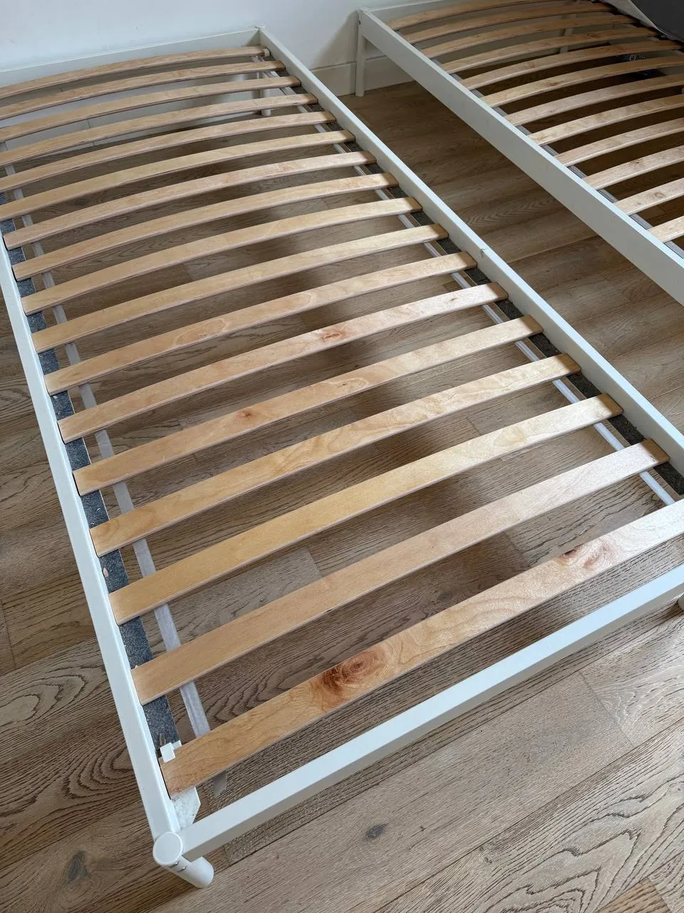 Каркасы кровати IKEA VEVELSTAD 90х201 два штуки 4