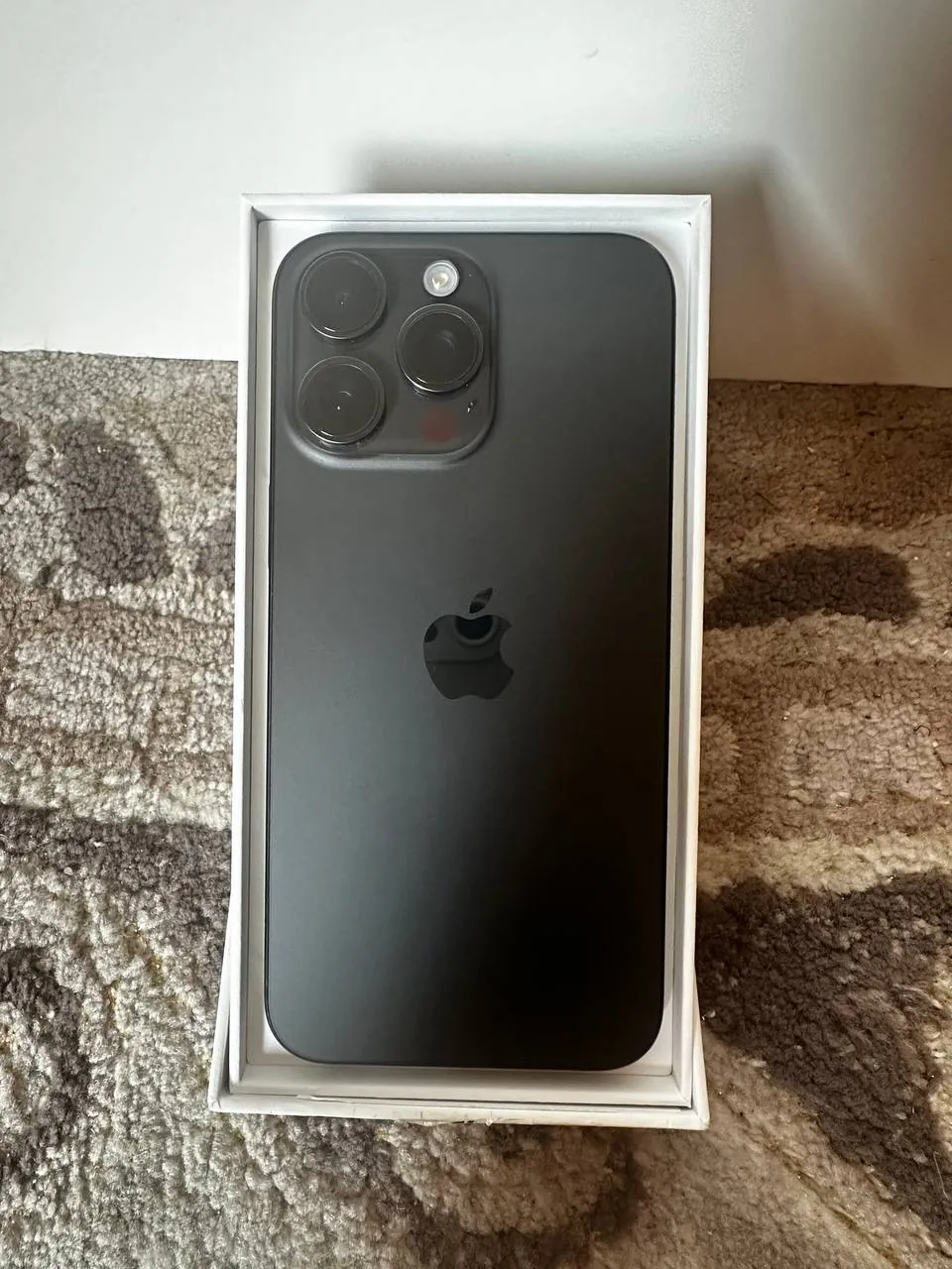 iPhone 15 Pro Max 1 ТБ 2