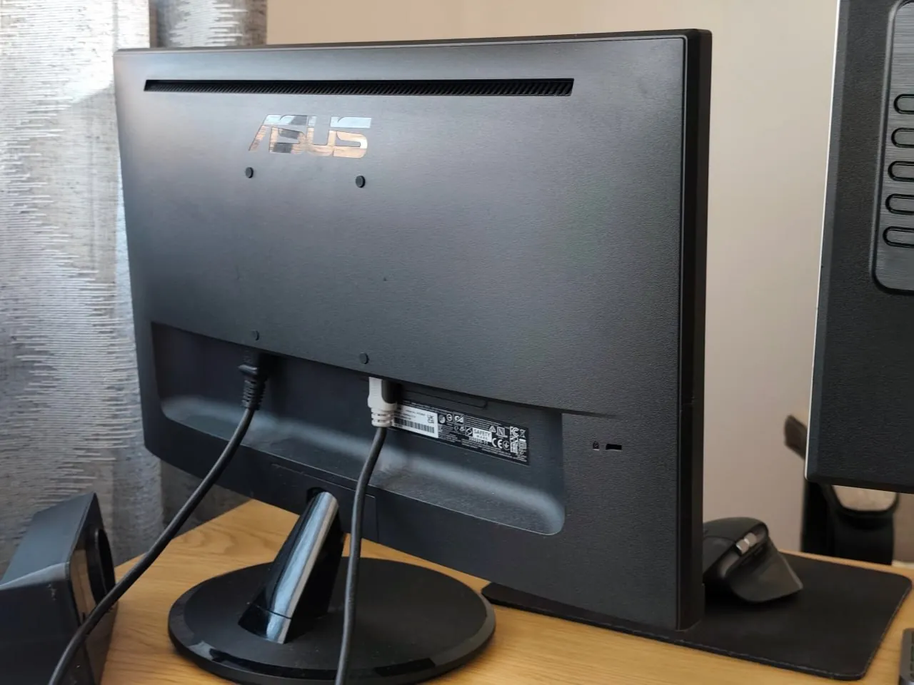 Мониторы HP 24mq и ASUS VP229HE 5