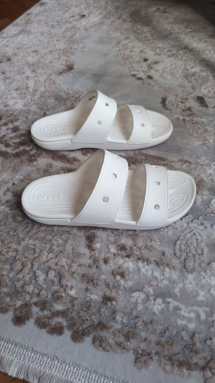 Шлепанцы Crocs 3