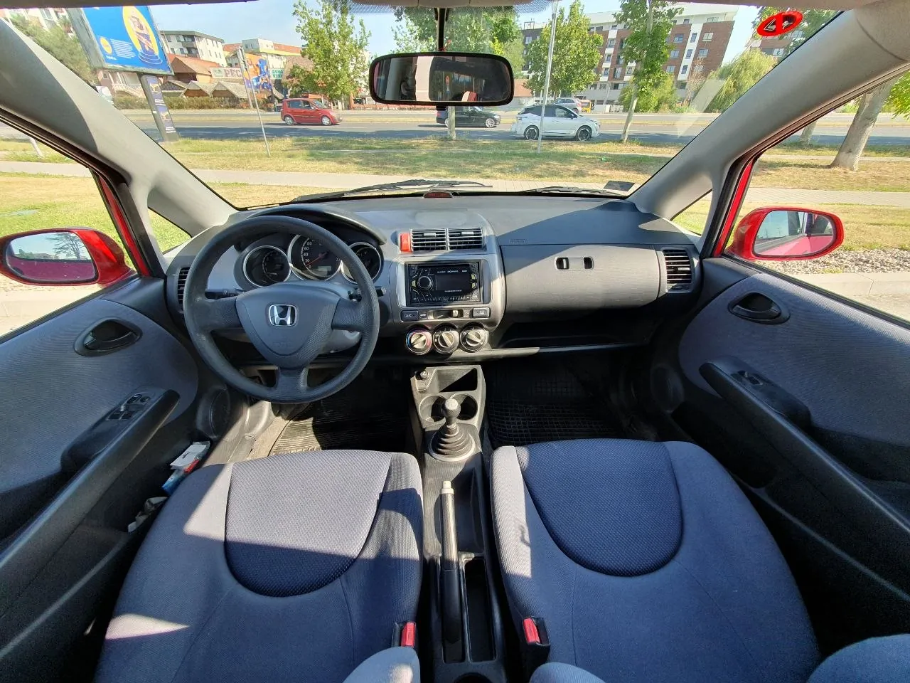 Honda хэтчбек 1.4 бензин 2002 5