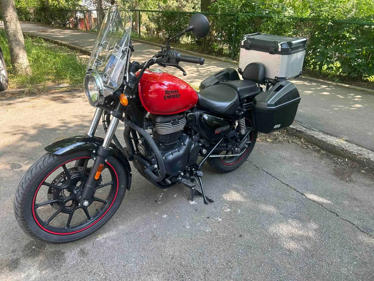 Мотоцикл Royal Enfield Meteor 350 2023 Белград 7