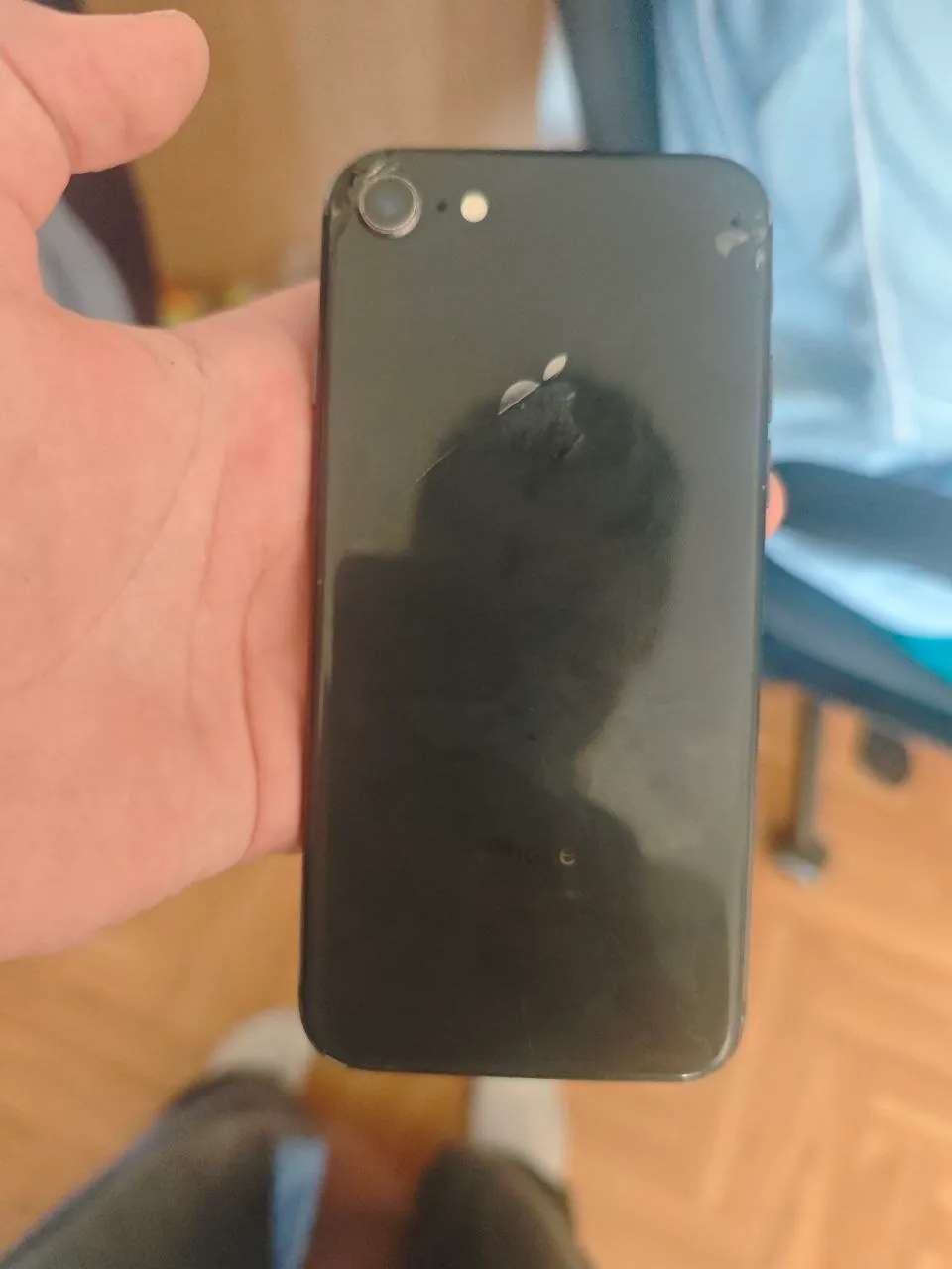 iPhone 8 разбит заблокирован iCloud 2