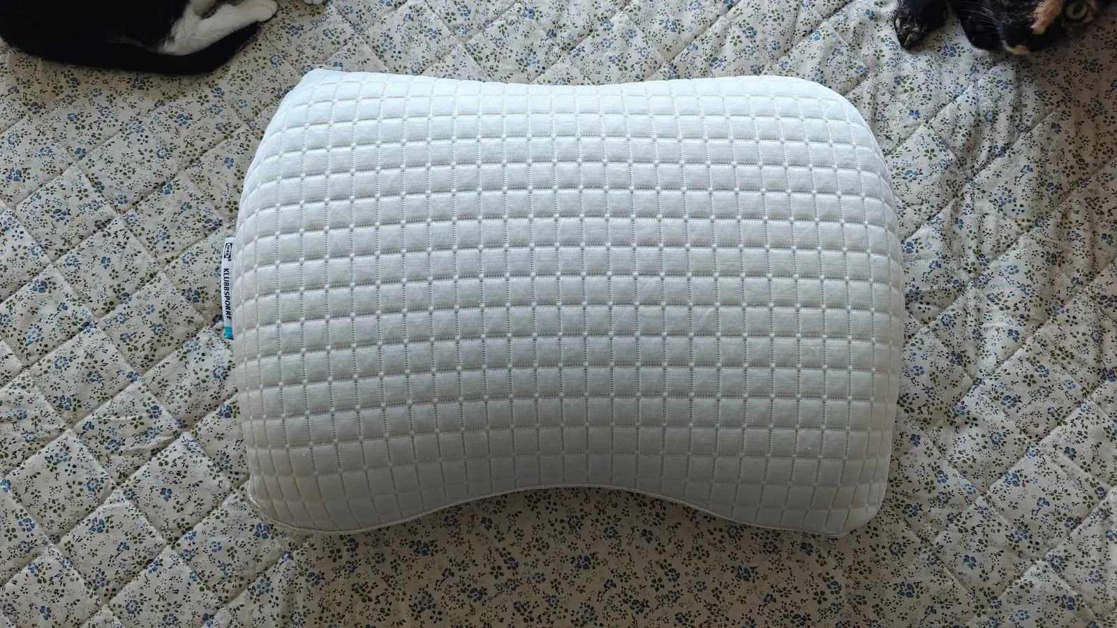 Подушка с охлаждающим эффектом Ikea `Kulbbsporre` 1