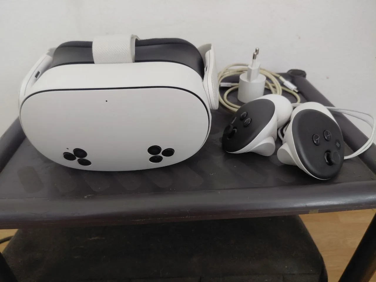 VR-гарнитура Meta Quest 3S 128 ГБ 2