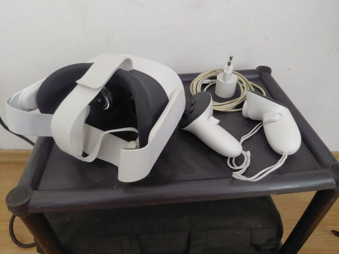 VR-гарнитура Meta Quest 3S 128 ГБ 1