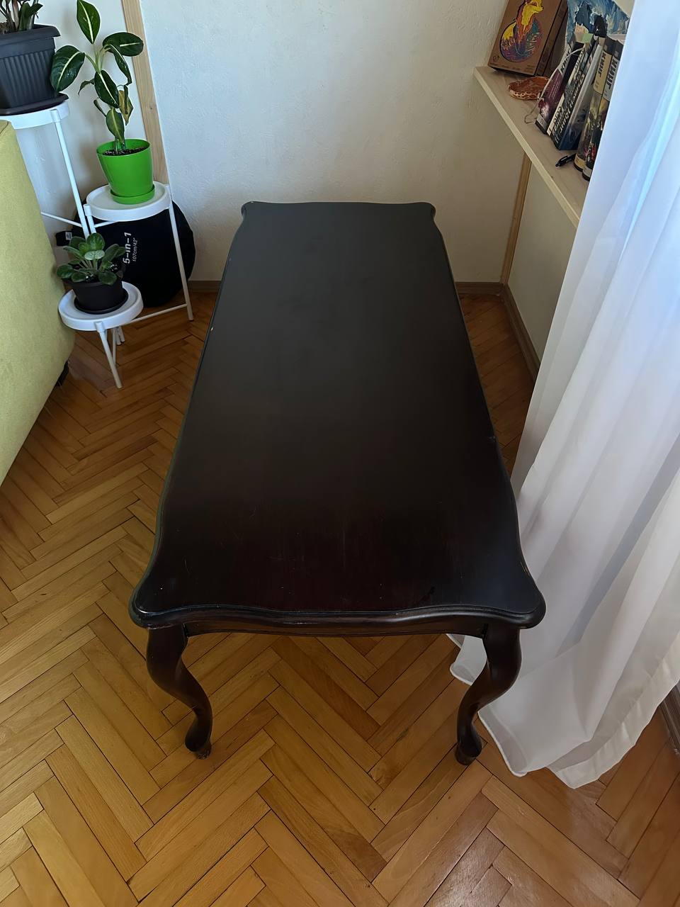 Деревянный стол 2