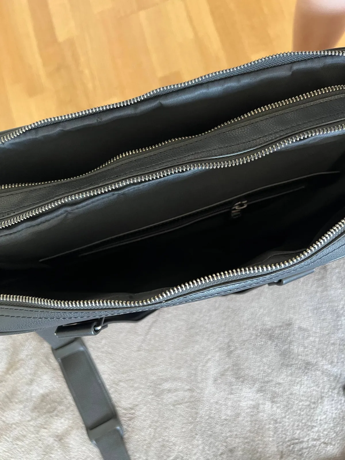 Сумки Zara Calvin Klein Nike б/у 1