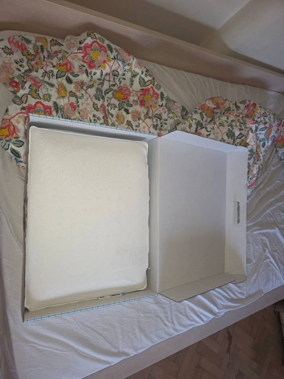 Подушка IKEA Kvarnvern 42×54 с охлаждающим слоем 1