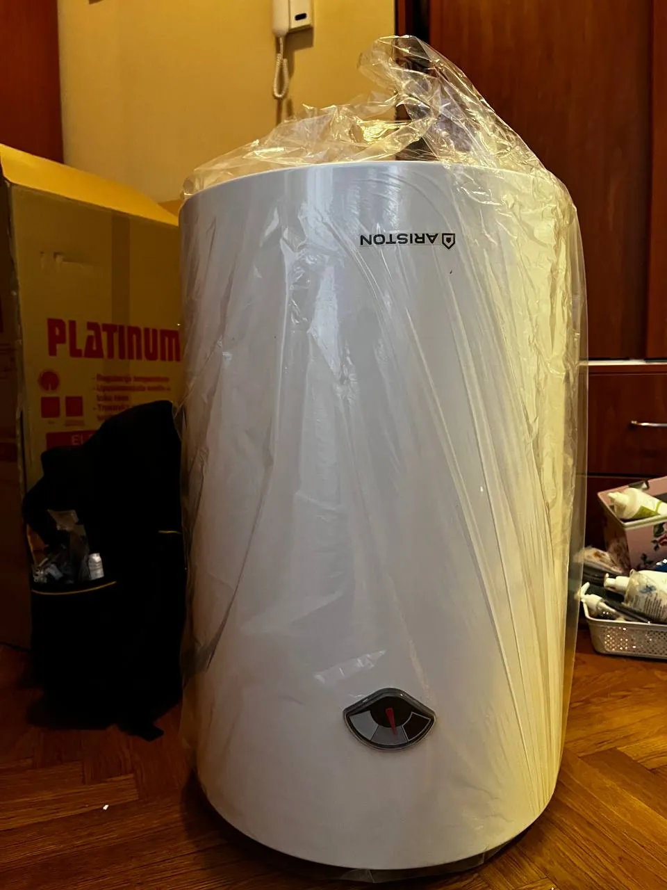 Бойлер Ariston 80 л неисправный бесплатно 1