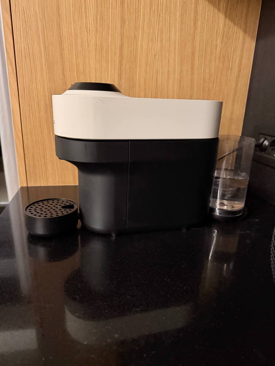 Капсульная кофемашина Nespresso Vertuo Pop 1