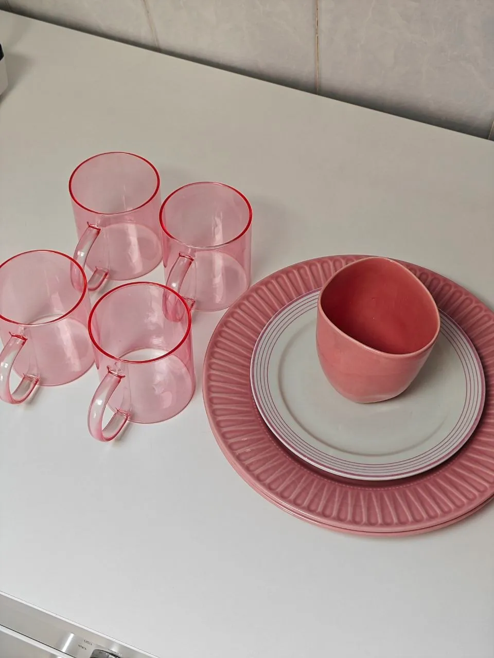 Розовая посуда тарелки IKEA фарфор Kaestner Белград 1