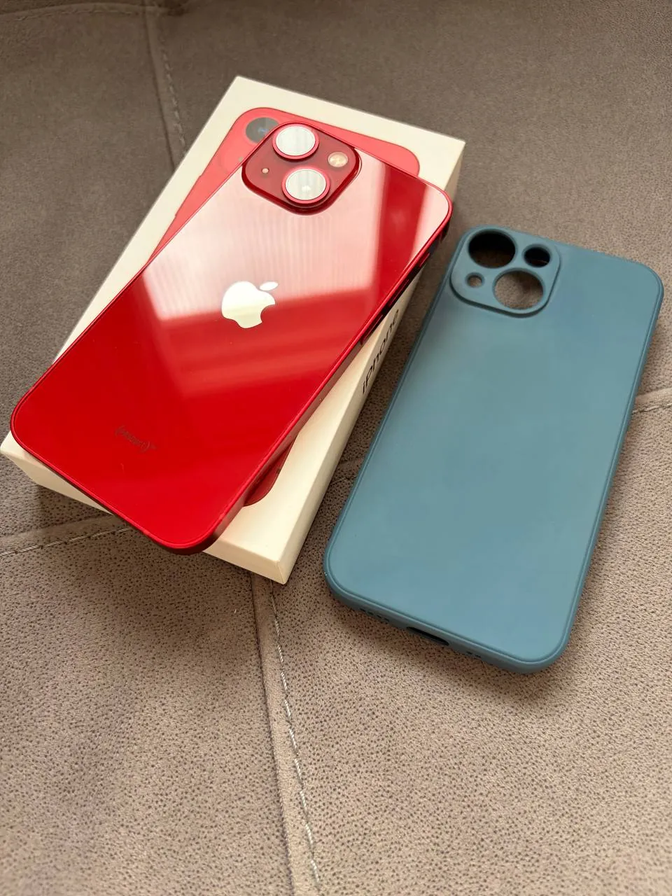 iPhone 13 mini 128 ГБ Product Red 1