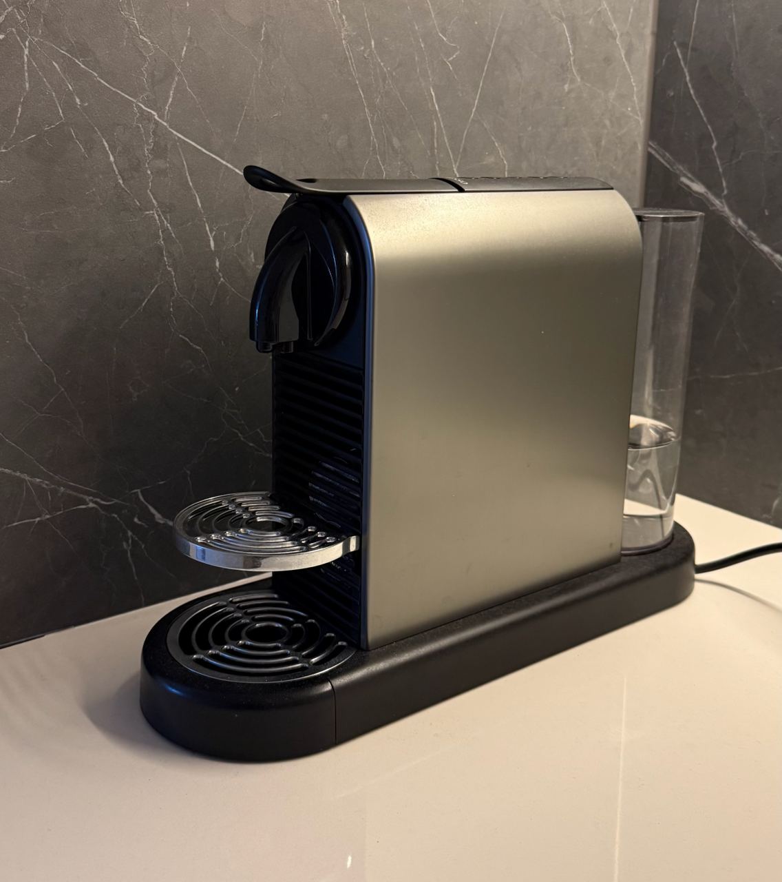 Кофемашина Nespresso Citiz Platinum 1