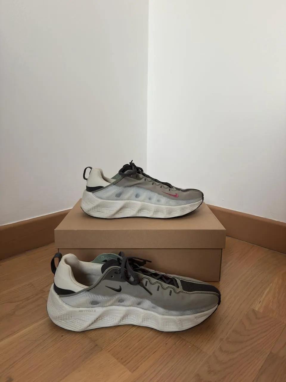 Кроссовки Nike Ava Rover EU 44.5 1