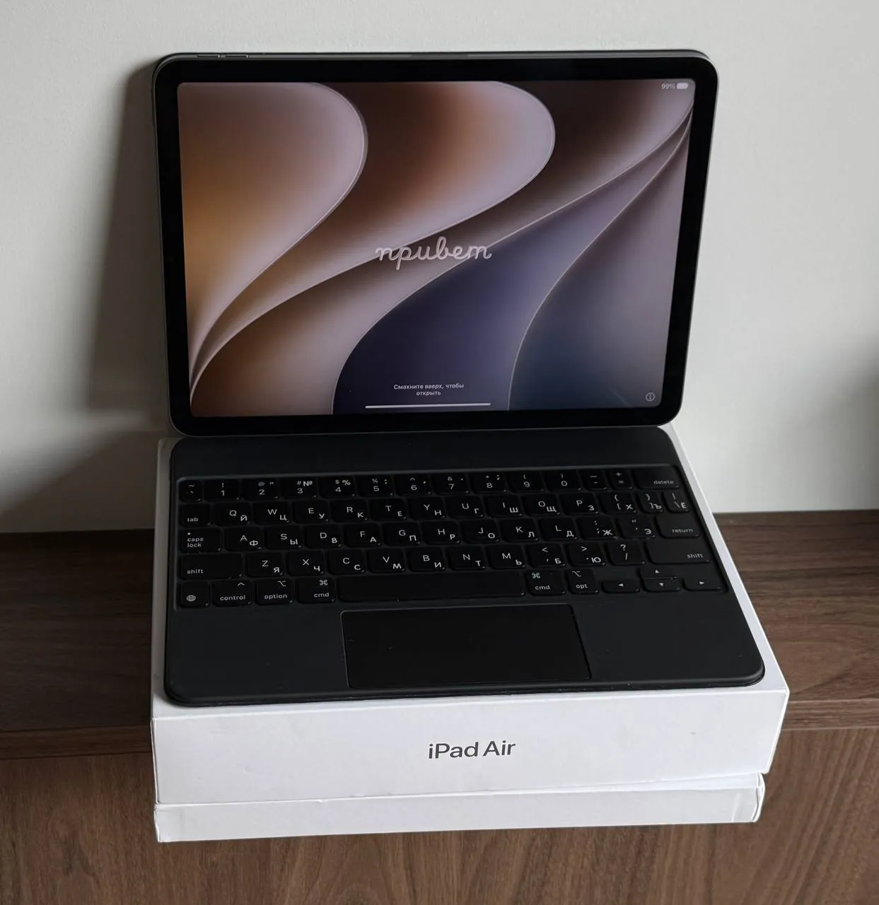iPad Air M1 64GB + Magic Keyboard 1
