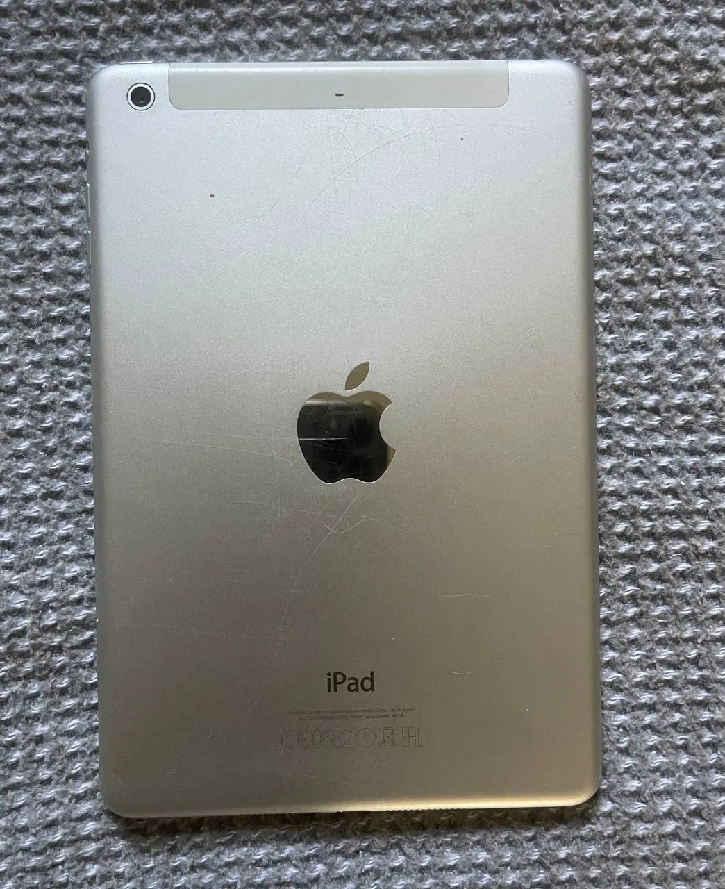 Apple iPad mini 2 128 ГБ + чехол 2
