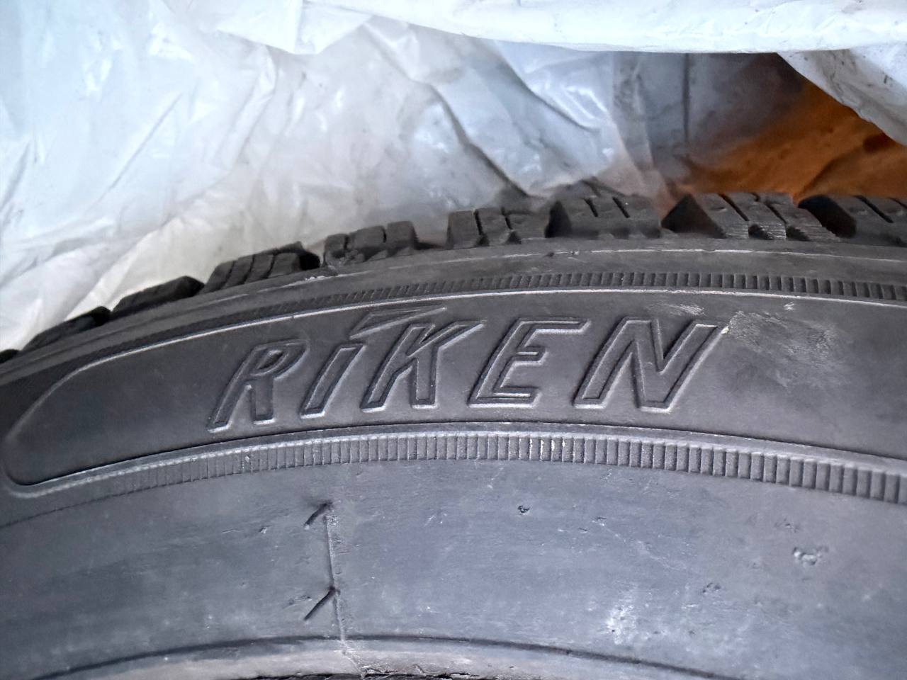 Бокс на крышу автомобиля 6