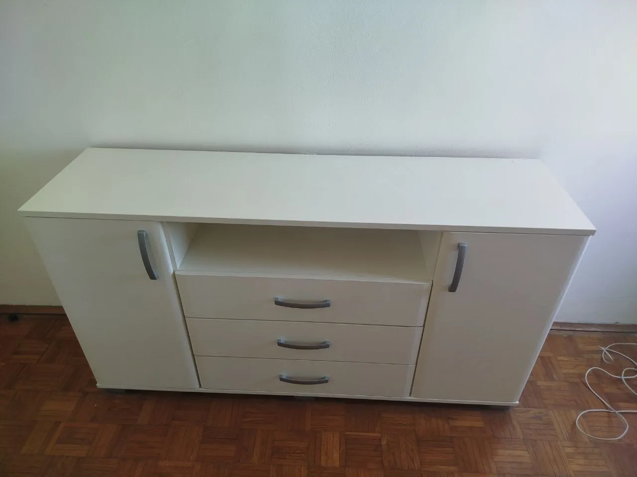 Срочно продам комод размер 150*40см.                          В отличном состоянии .             ... 1