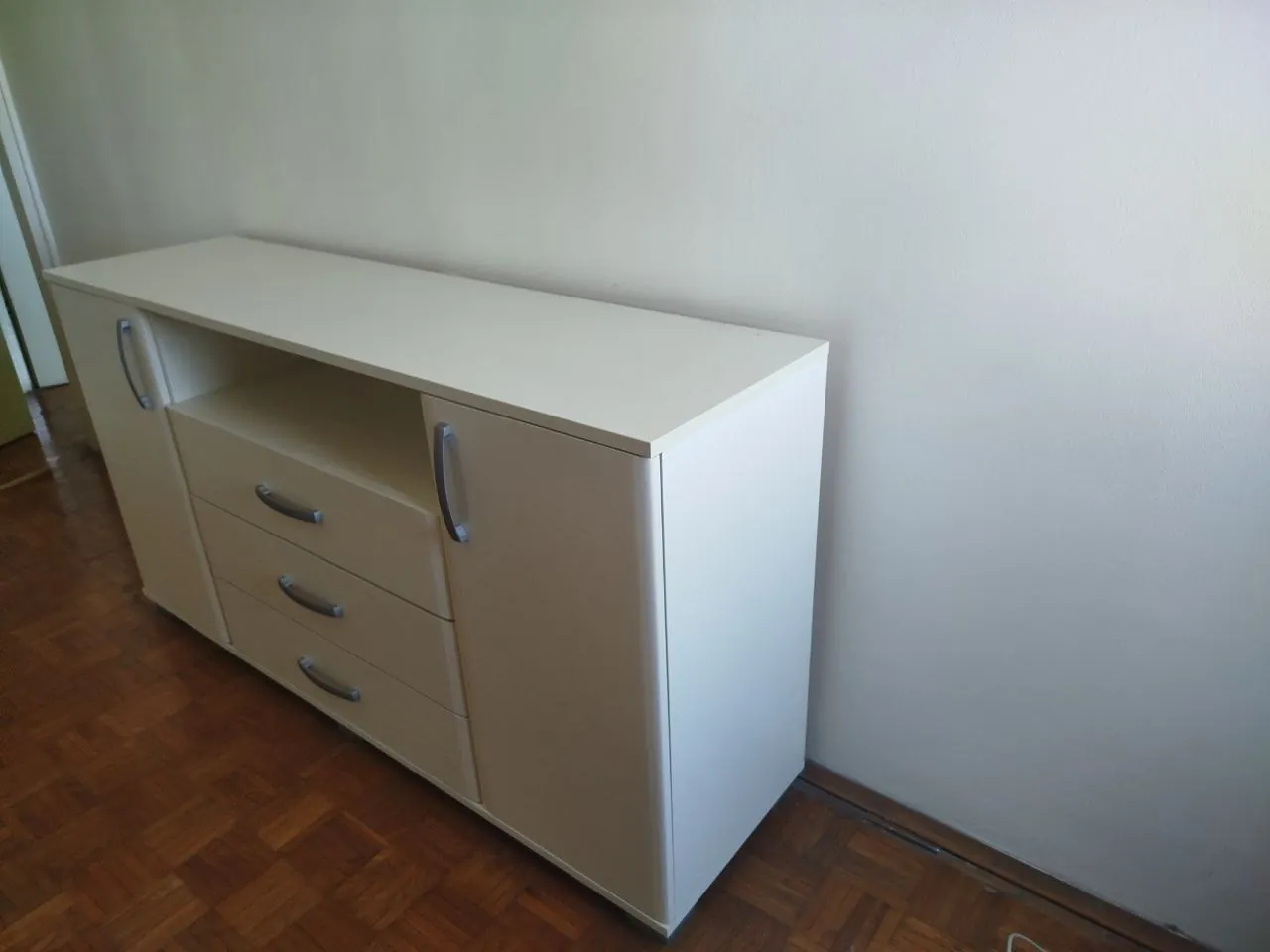 Срочно продам комод размер 150*40см.                          В отличном состоянии .             ... 2