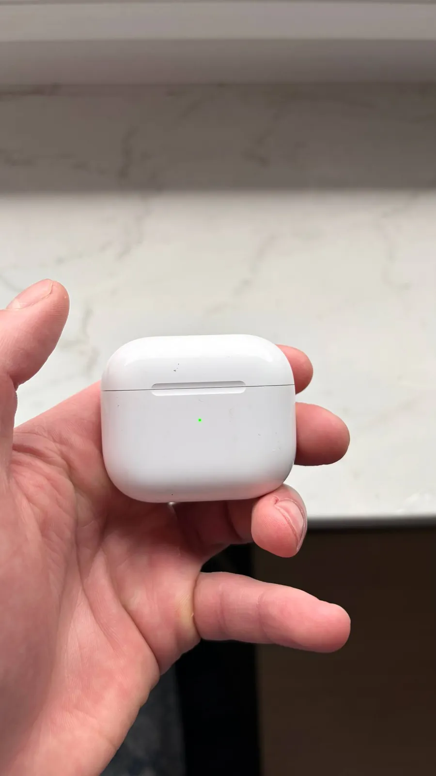 Продаю свои наушники Apple airpods 3 полностью в рабочем состоянии. в комплекте коробка, наушники... 2