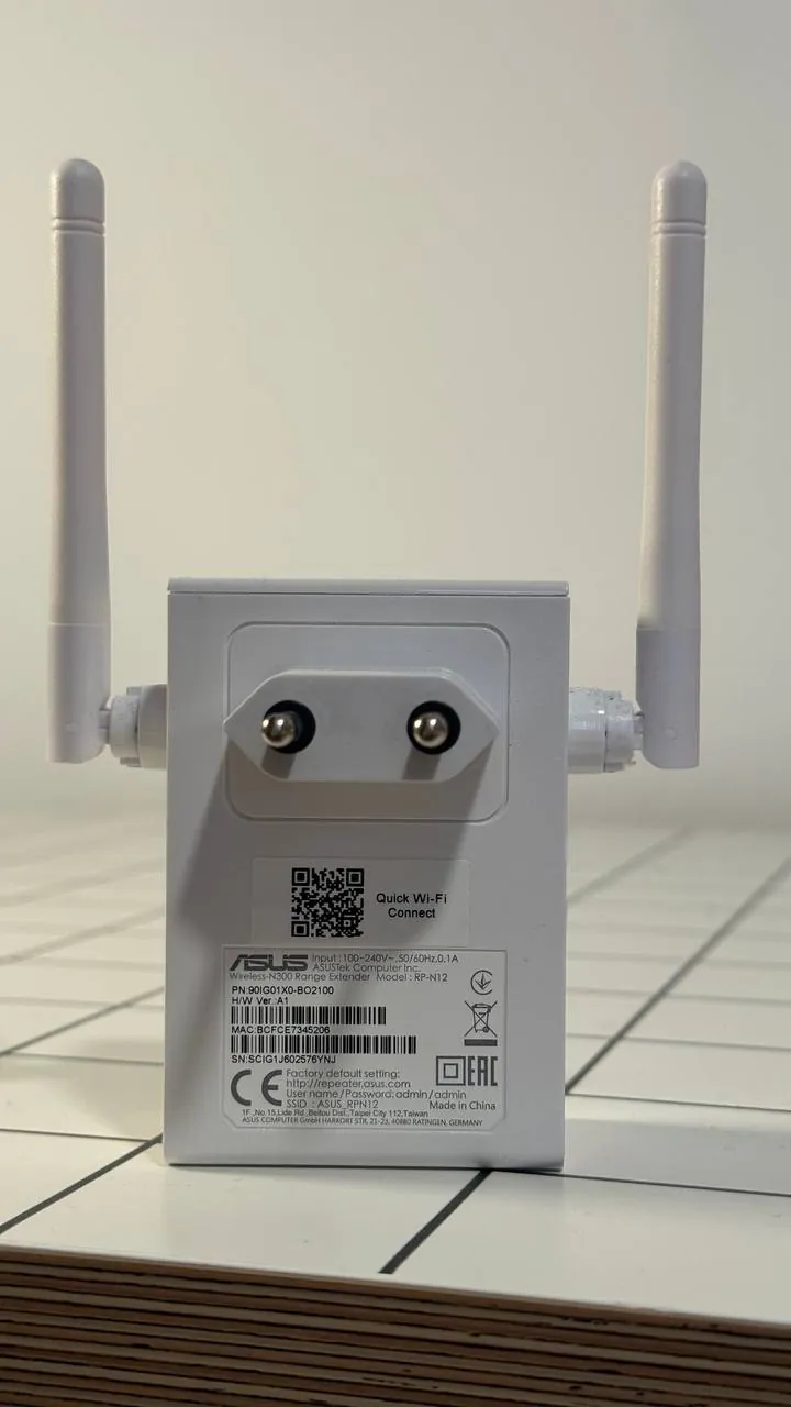 Усилитель Wi-Fi Asus RP-N12 N300 2