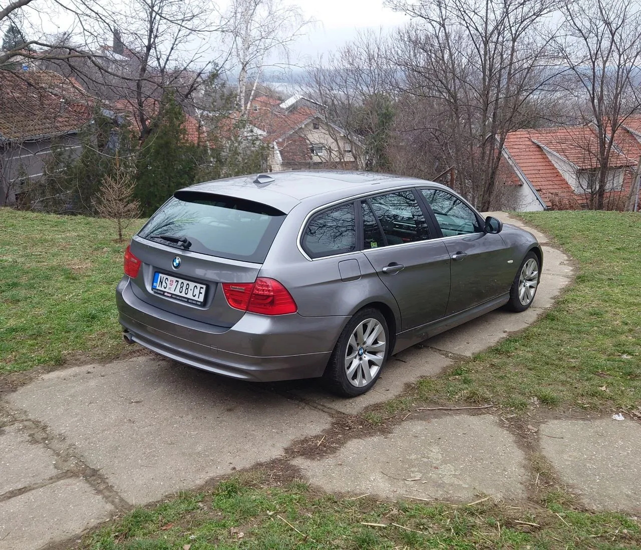 BMW 318d Touring E91 2011 дизель механика 6
