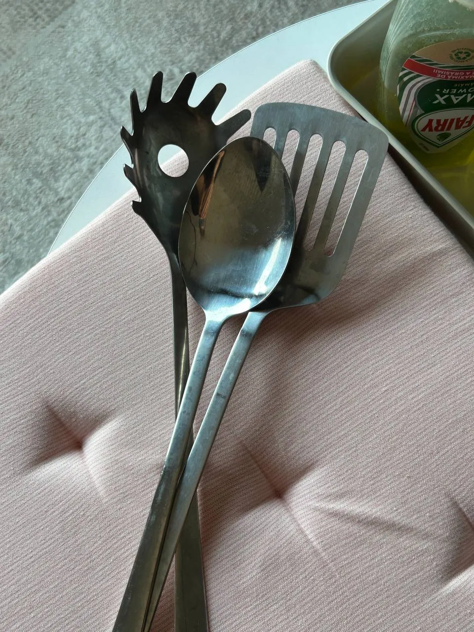 Все, что на фото отдам за 600 динар: 2