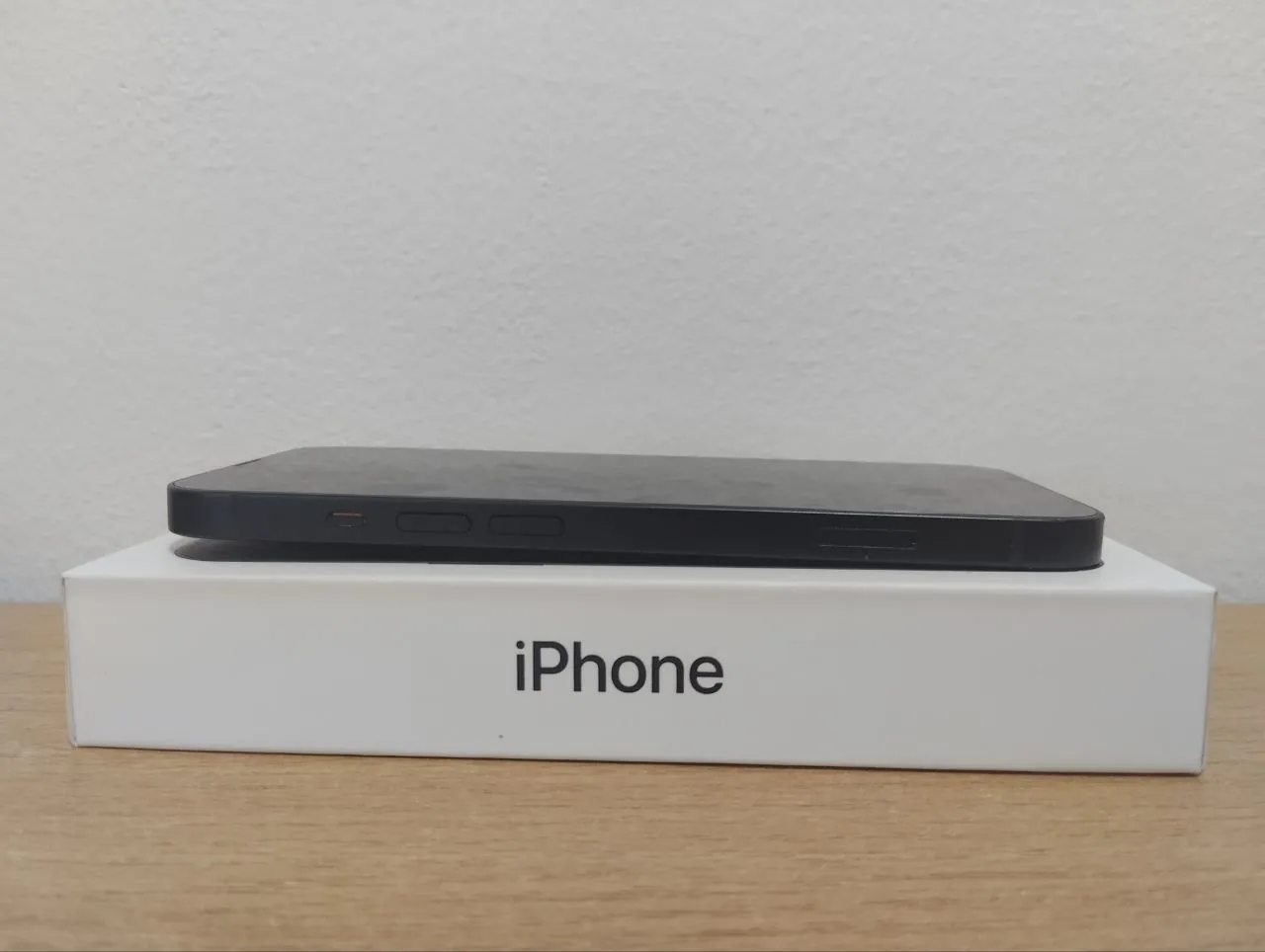 Apple iPhone 13 128GB Midnight 7