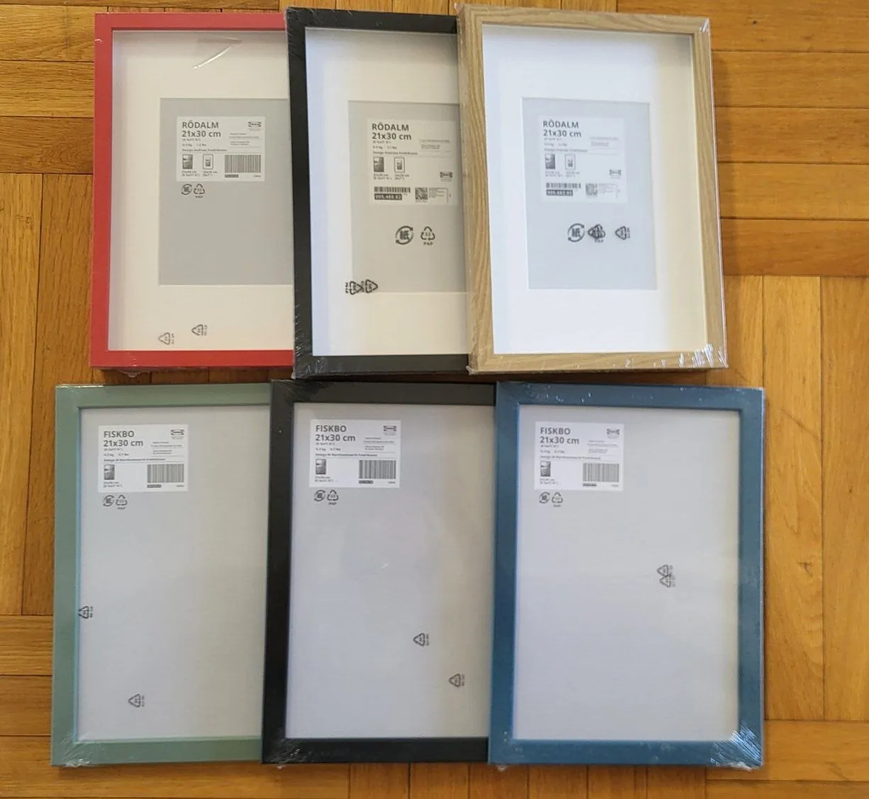 Рамки IKEA FISKBO и RÖDALM 21×30 нераскрытые несколько цветов 1