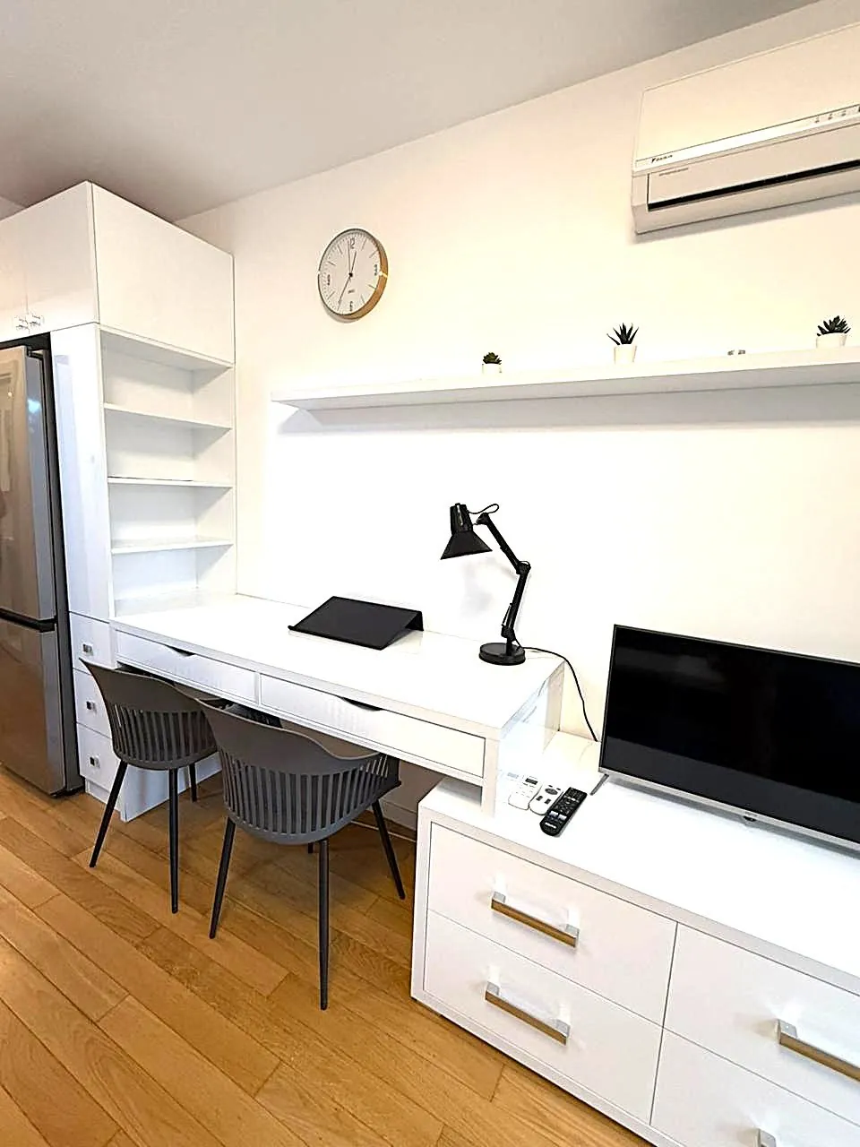 Студия 30 кв.м с террасой Новый Белград аренда 700€ без комиссии 3