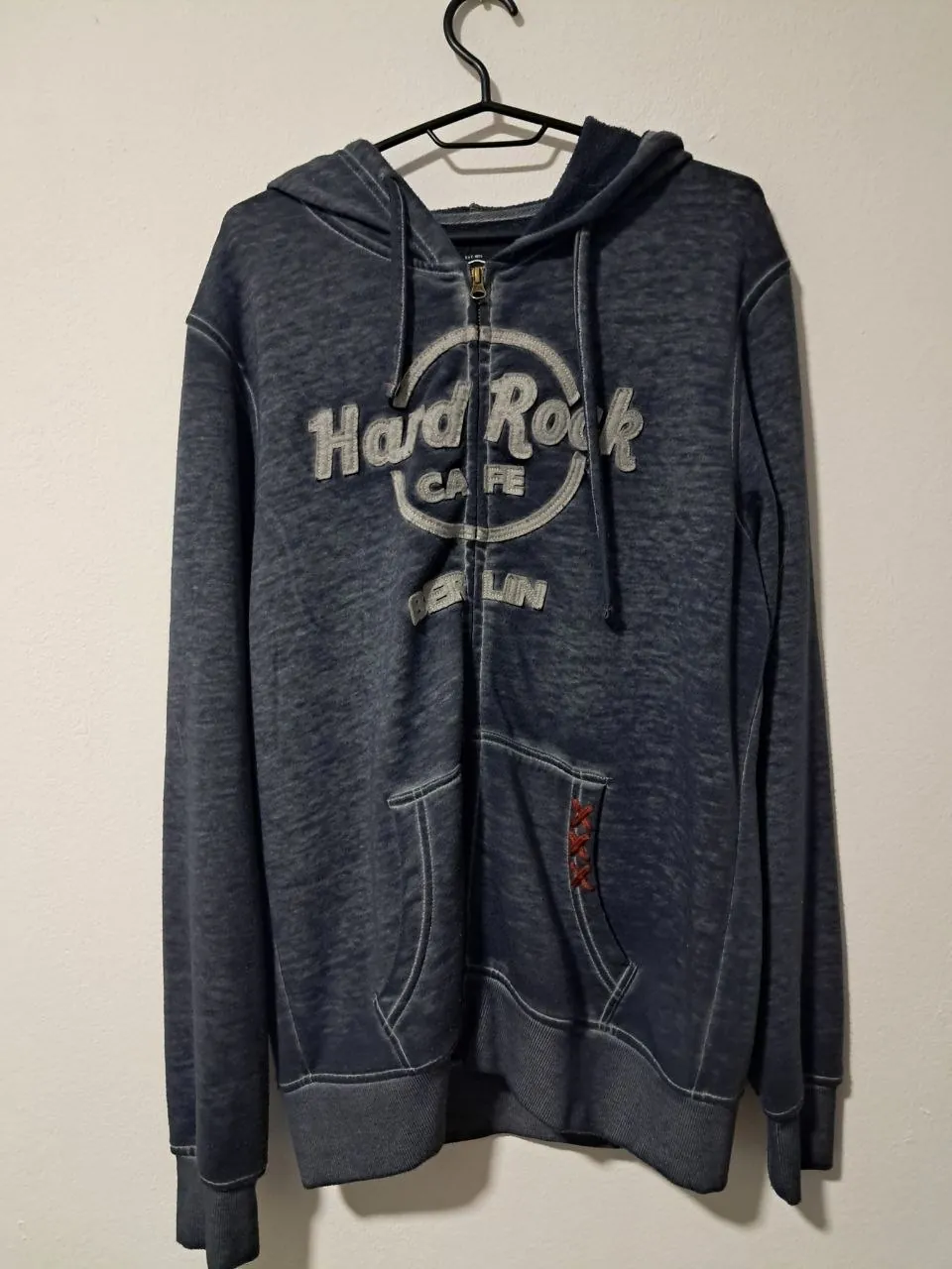 Толстовка Hard Rock Cafe и футболка Ecko 1