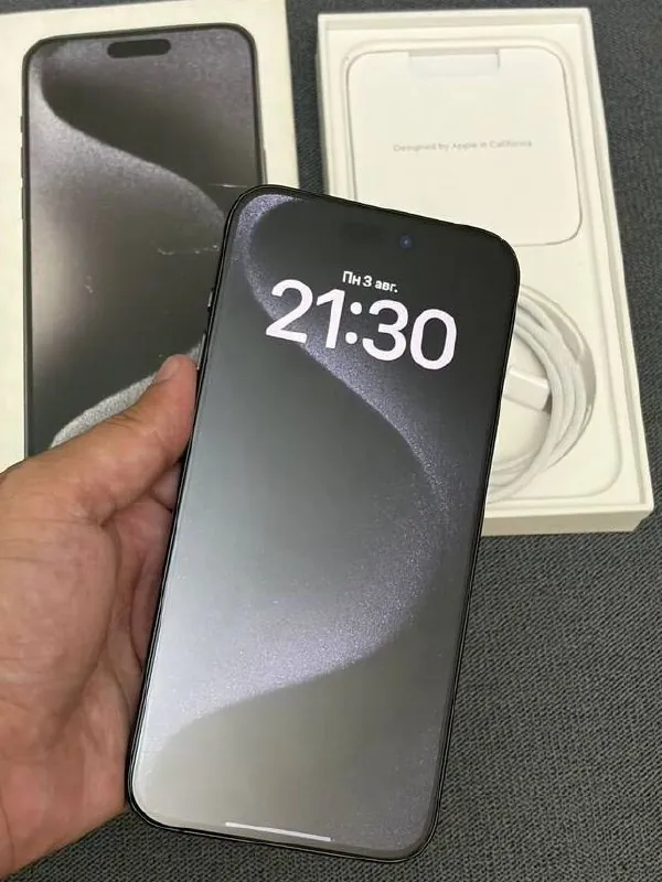 iPhone 15 Pro Max 256GB идеальное состояние 2