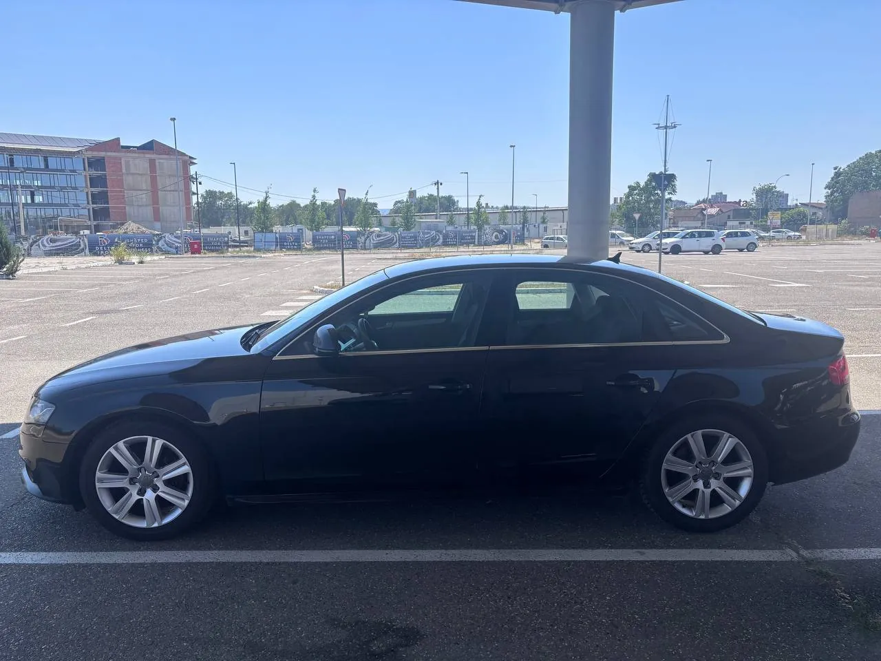 Audi A4 2008 TDI 2.0 МКПП Нови-Сад 3