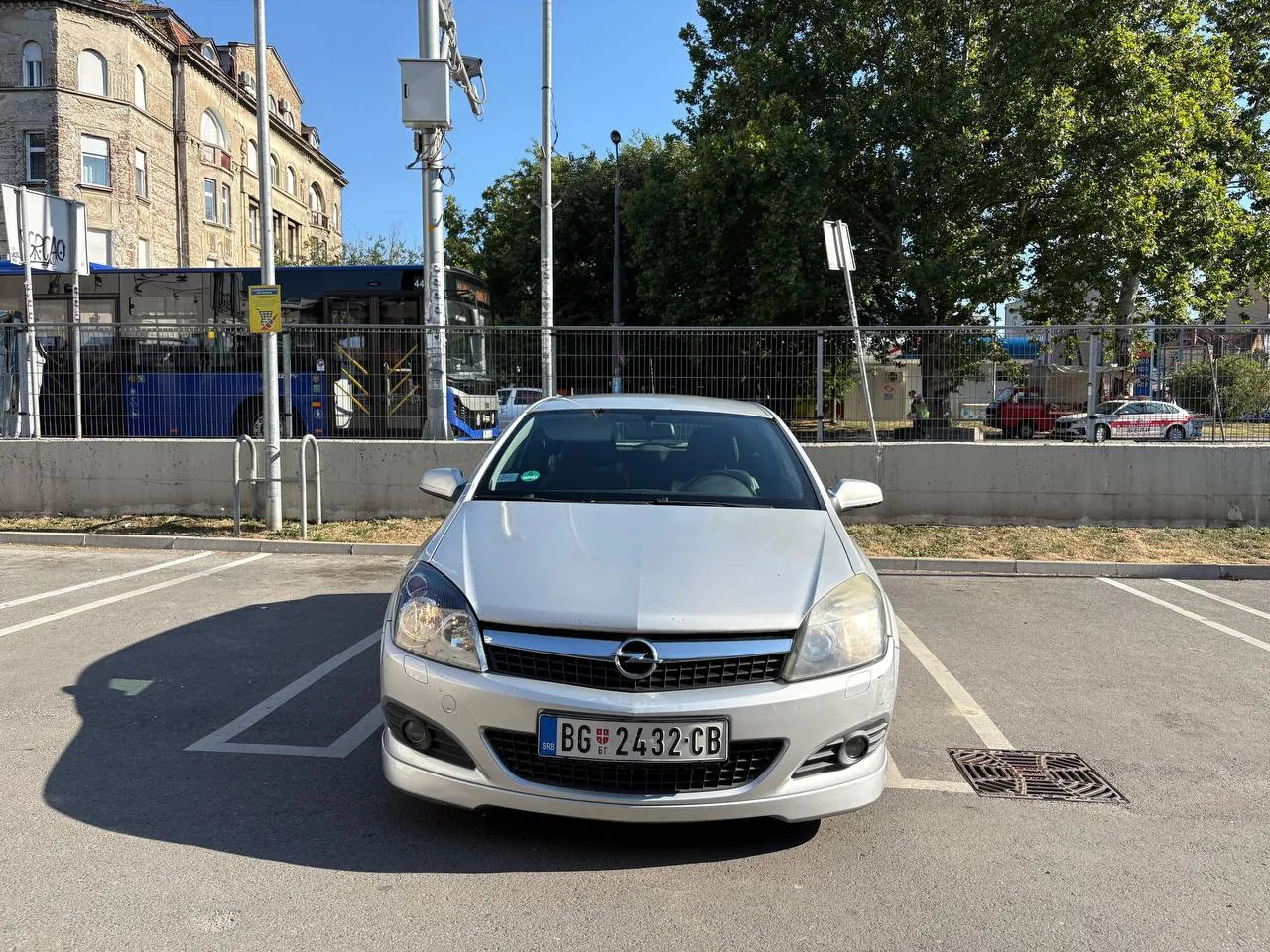 Opel Astra GTC 2009 дизель механика 3