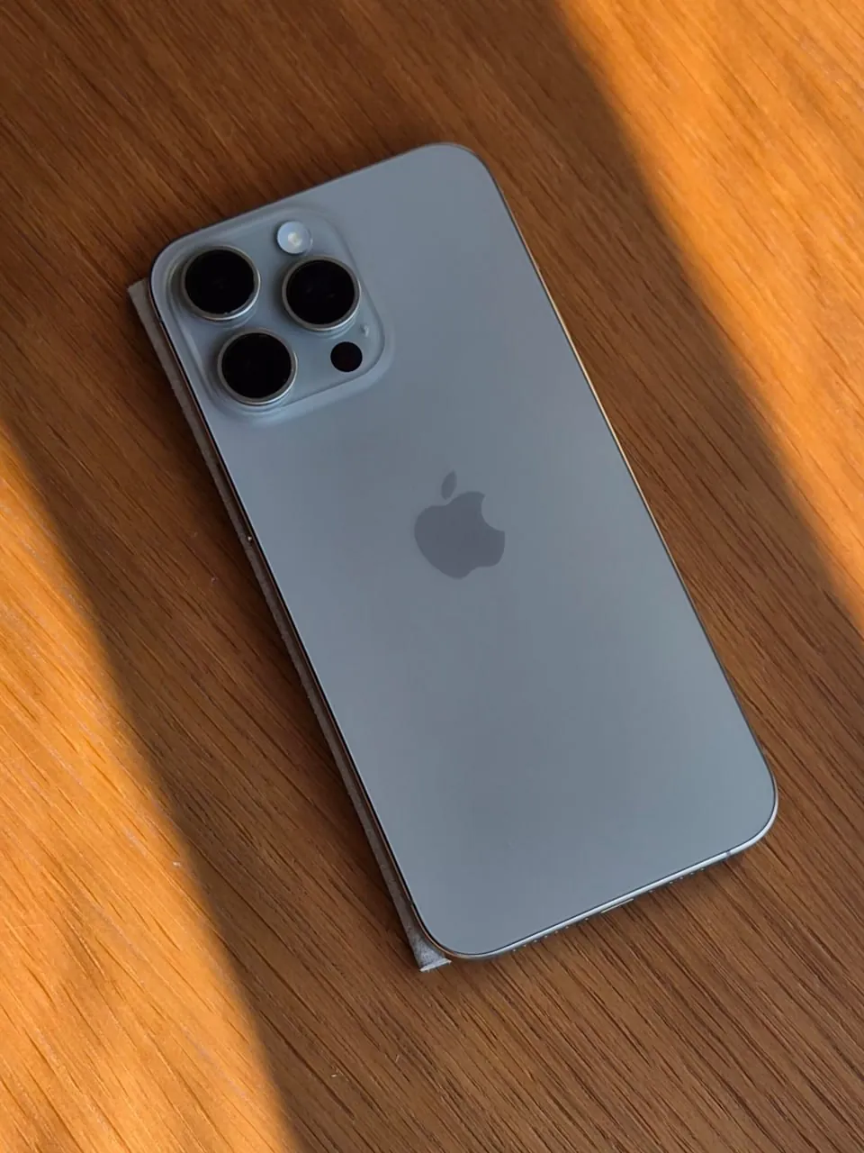 iPhone 15 Pro Max 512GB Natural Titanium Белград 2