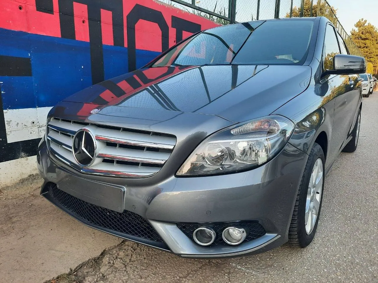 Mercedes-Benz B-Class 2013 дизель 228000 км 1