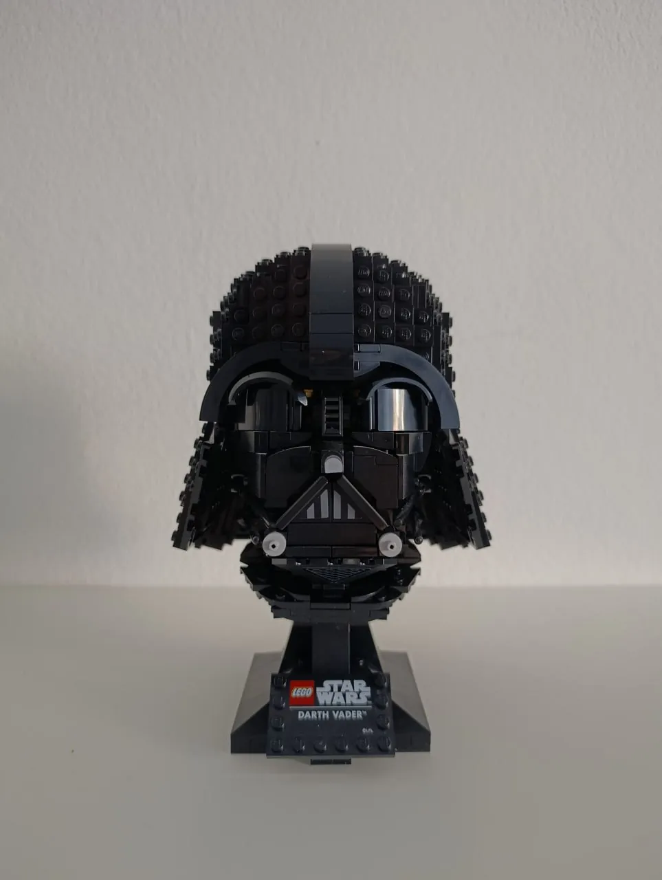 LEGO шлем Дарта Вейдера коллекционный 1