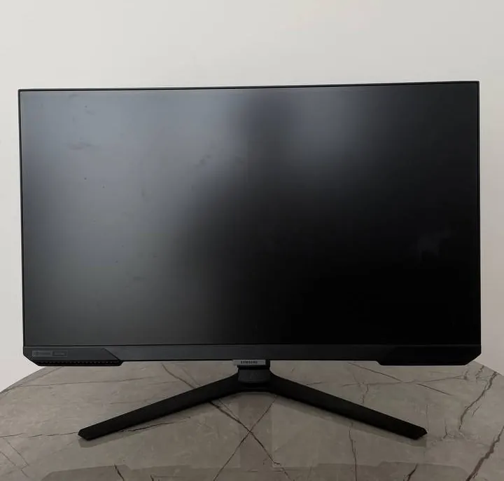 Монитор Samsung 27 IPS 240 Гц почти новый 2