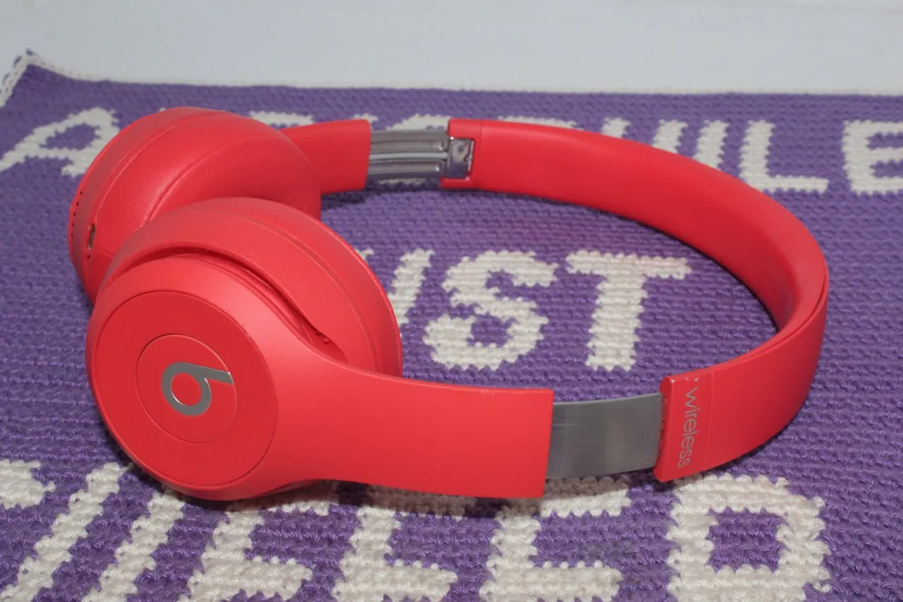 Bluetooth наушники лот: Audio-Technica, Jabra, JBL, Beats Solo 3 7