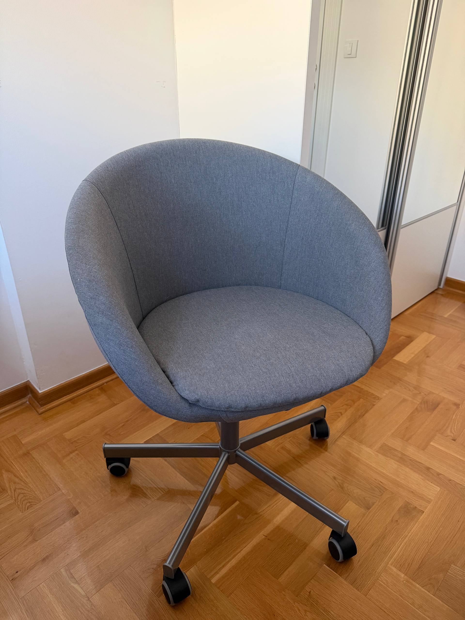 Рабочий стул Ikea 2