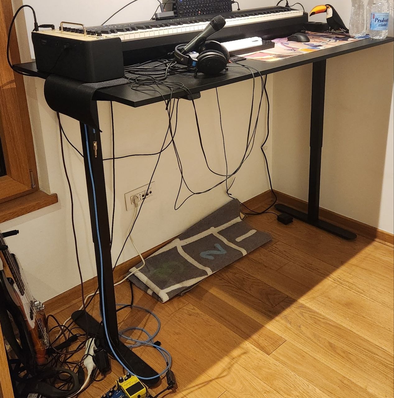 Поднимающийся стол SVANEKE 2