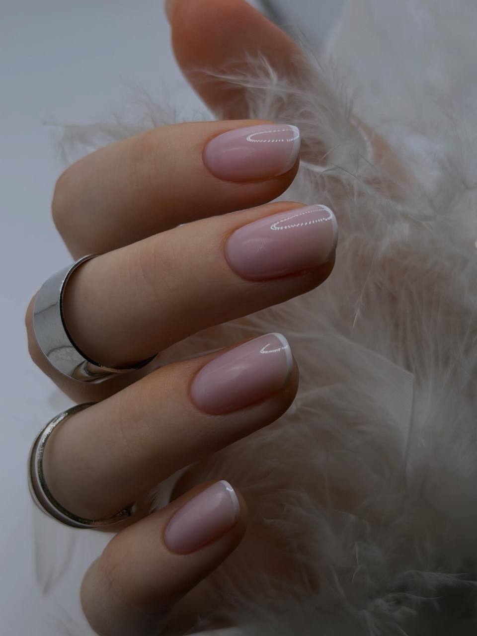 Маникюр и педикюр 4