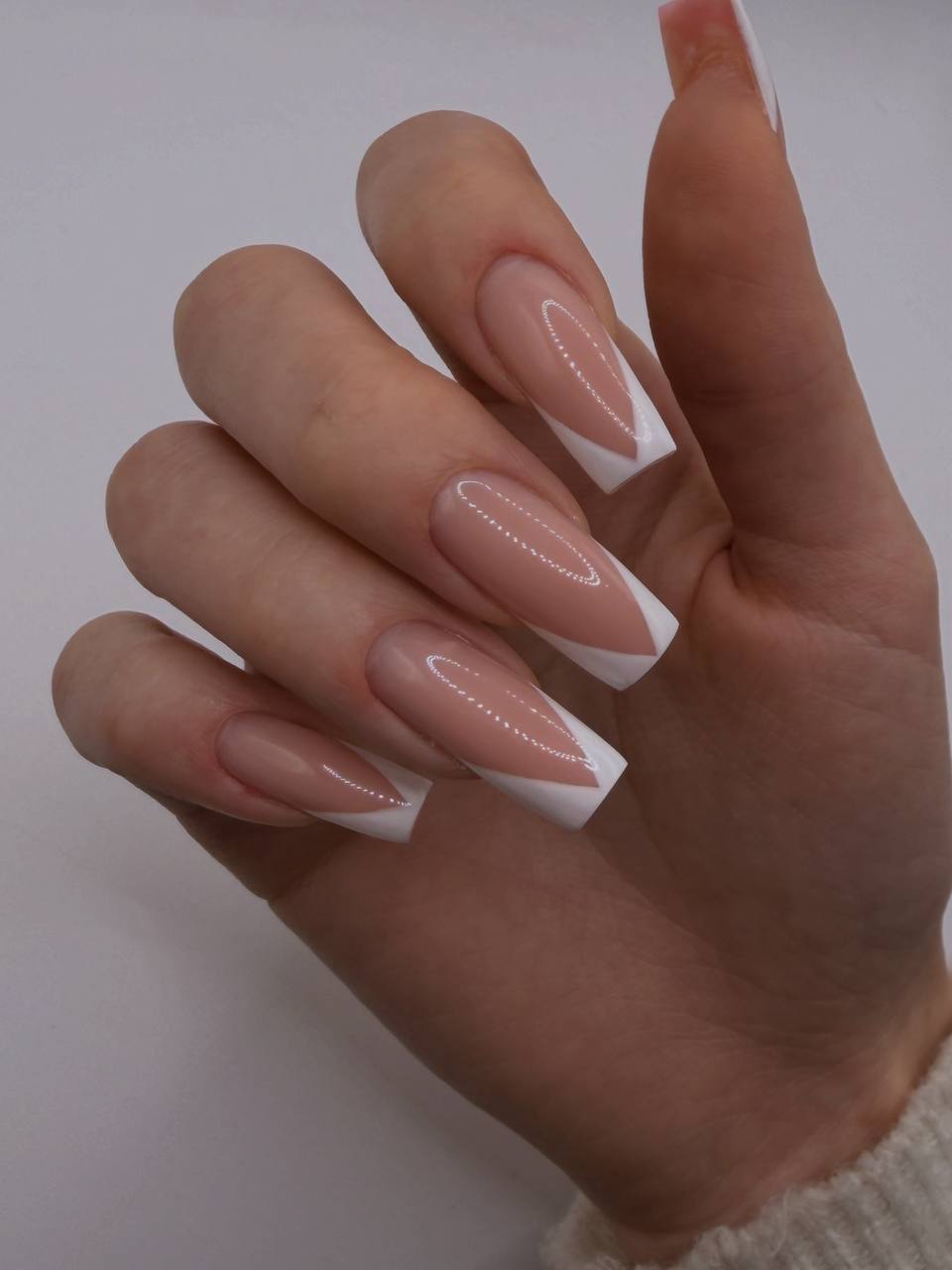 Маникюр и педикюр 3