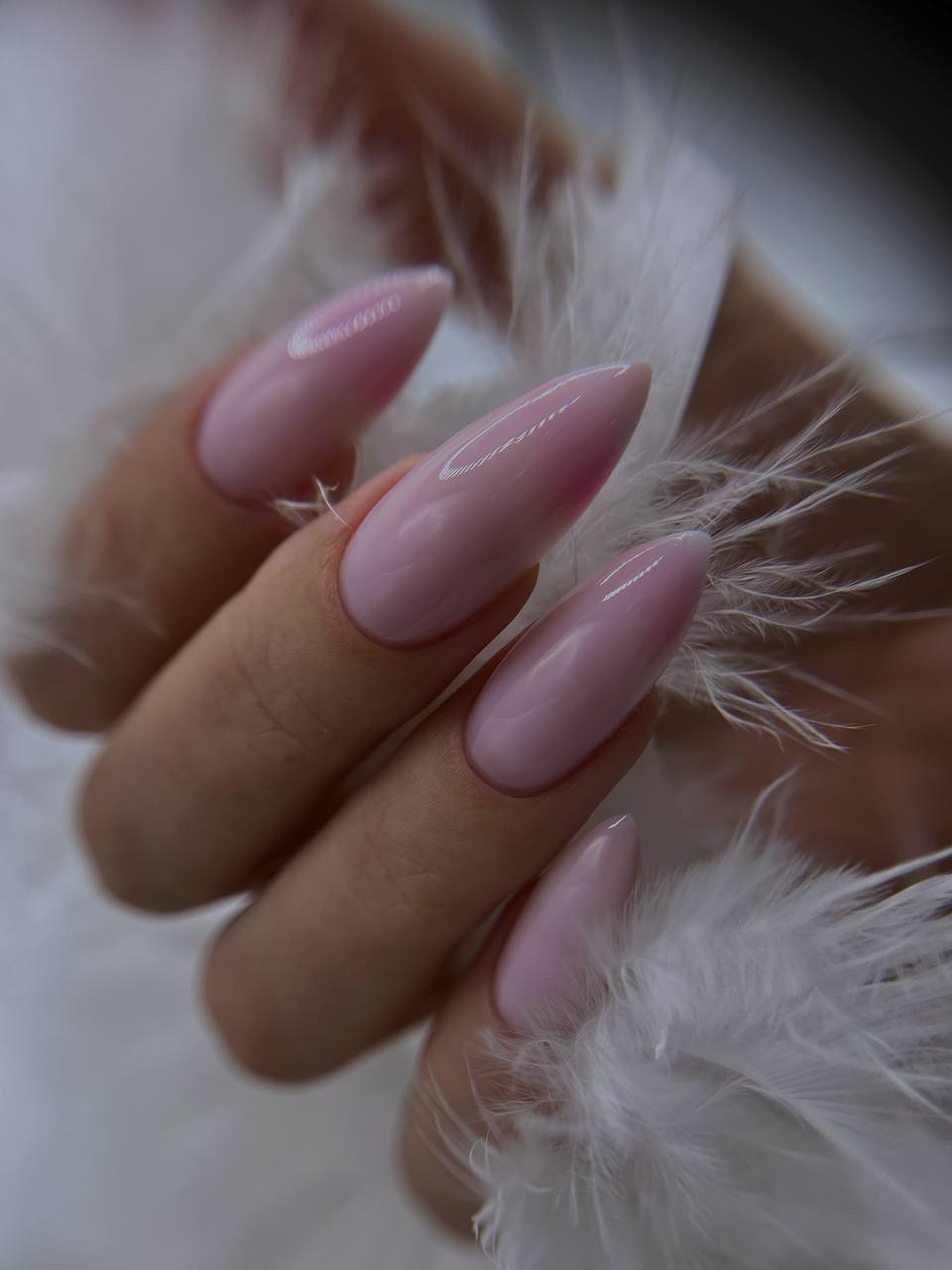 Маникюр и педикюр 7