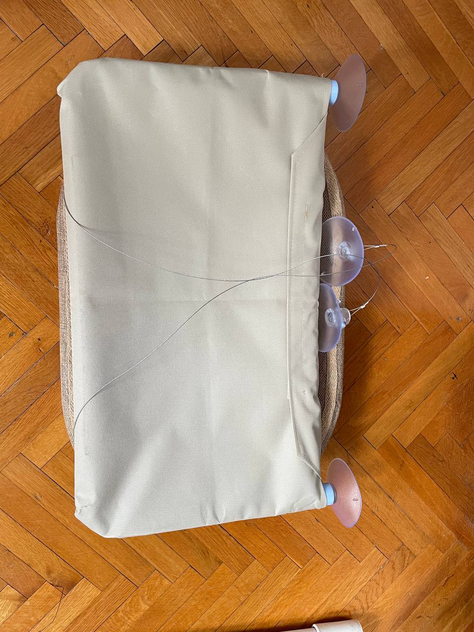 Лежанка для кота 2