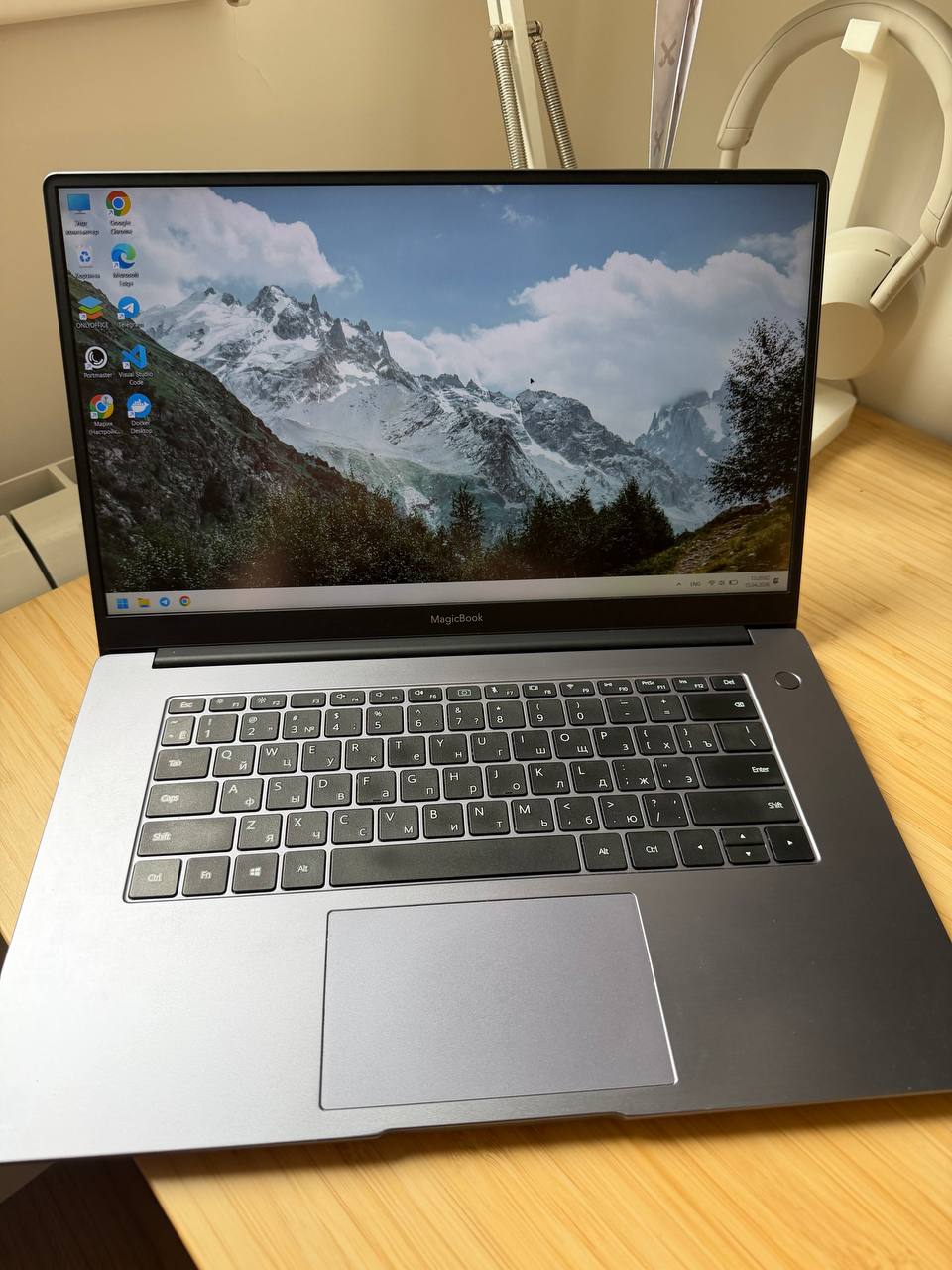 Ноутбук MSI Vector GP77 1