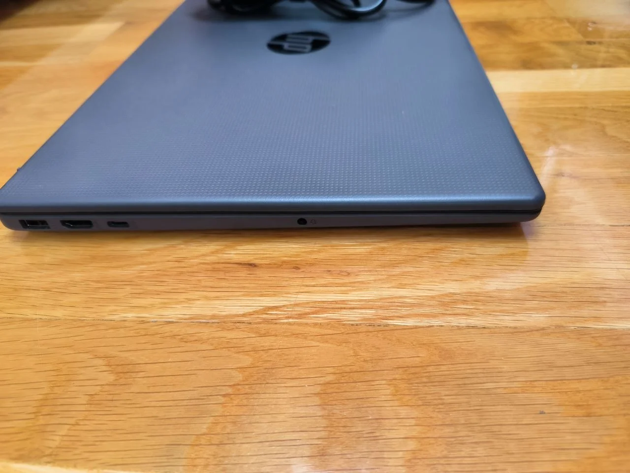 HP Laptop AK9P4AT 4