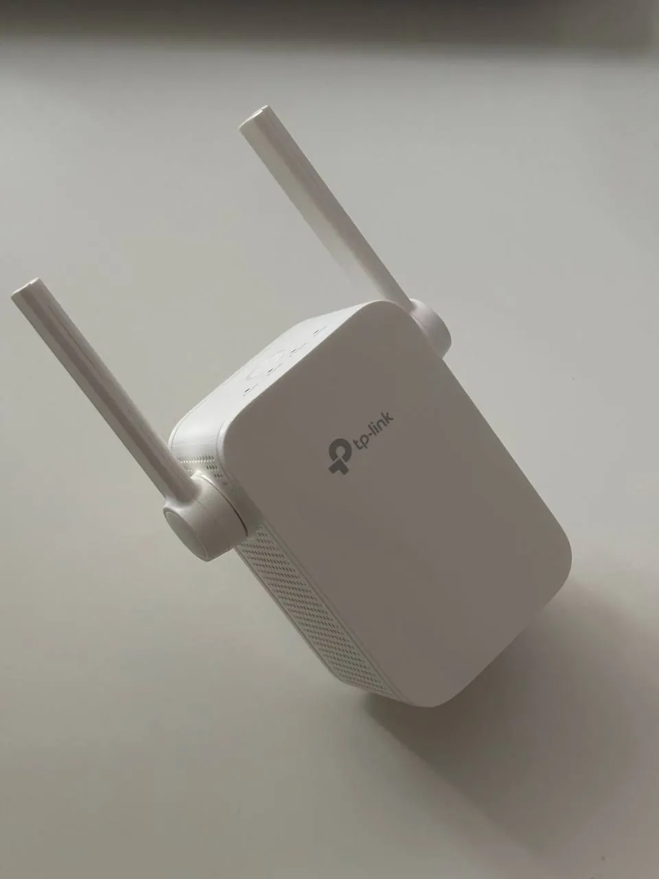 TP-Link RE205 AC750 усилитель WiFi OneMesh новый 2